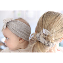 Load image into Gallery viewer, Oatmeal - Bow/Scrunchie Set
