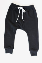 Load image into Gallery viewer, Bamboo Joggers - Black
